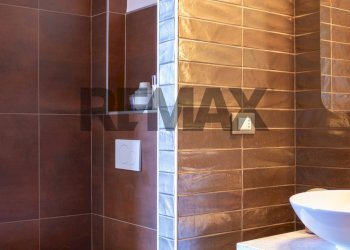 Bagno - Four-room apartment VIA TIZIANO VECELLIO
 
3, Pescara - photo 33