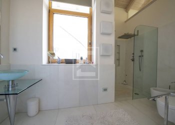 Foto 18 - Villa Via Trieste
 
13, Manerba del Garda - foto 18