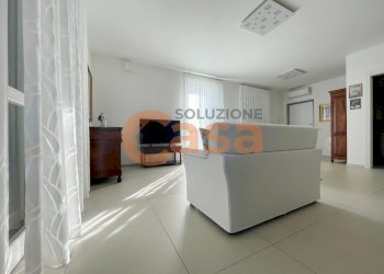 soggiorno - Quadrilocale Via Puccini, Rottofreno - foto 5
