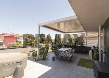 Terrazza - Trilocale Via Giulio Cesare
 
29, Riccione - foto 33