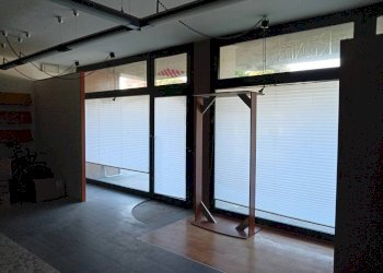 Interno non residenziale - Shop via Ivaldo Aguzzoli, Carpi - photo 1