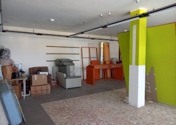 Interno non residenziale - Shop via Ivaldo Aguzzoli, Carpi - photo 3