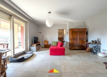 Salone - Attic strada Statale, 78, Manta - photo 10