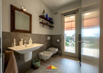Bagno - Attic strada Statale, 78, Manta - photo 16