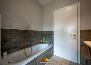 Bagno - Attic strada Statale, 78, Manta - photo 18