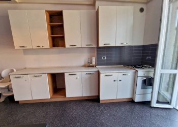 Cucina - Trilocale via Bonifacio, 1, Genova (zona Marassi) - foto 18