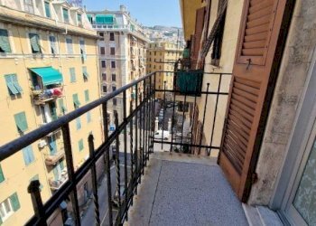Balcone - Trilocale via Bonifacio, 1, Genova (zona Marassi) - foto 20