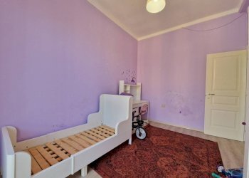 Camera da letto - Trilocale via Bonifacio, 1, Genova (zona Marassi) - foto 24