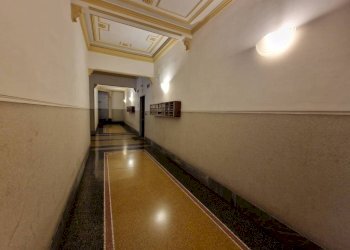 Interno palazzo - Trilocale via Bonifacio, 1, Genova (zona Marassi) - foto 28