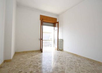 Camera da letto - Casa indipendente via Virgilio, Casarano - foto 3