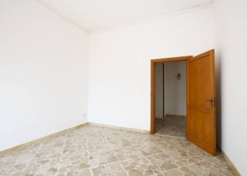 Camera da letto - Casa indipendente via Virgilio, Casarano - foto 4