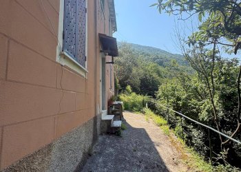 Foto 19 - Villa Via lajola inferiore
 
5, Sori - photo 19