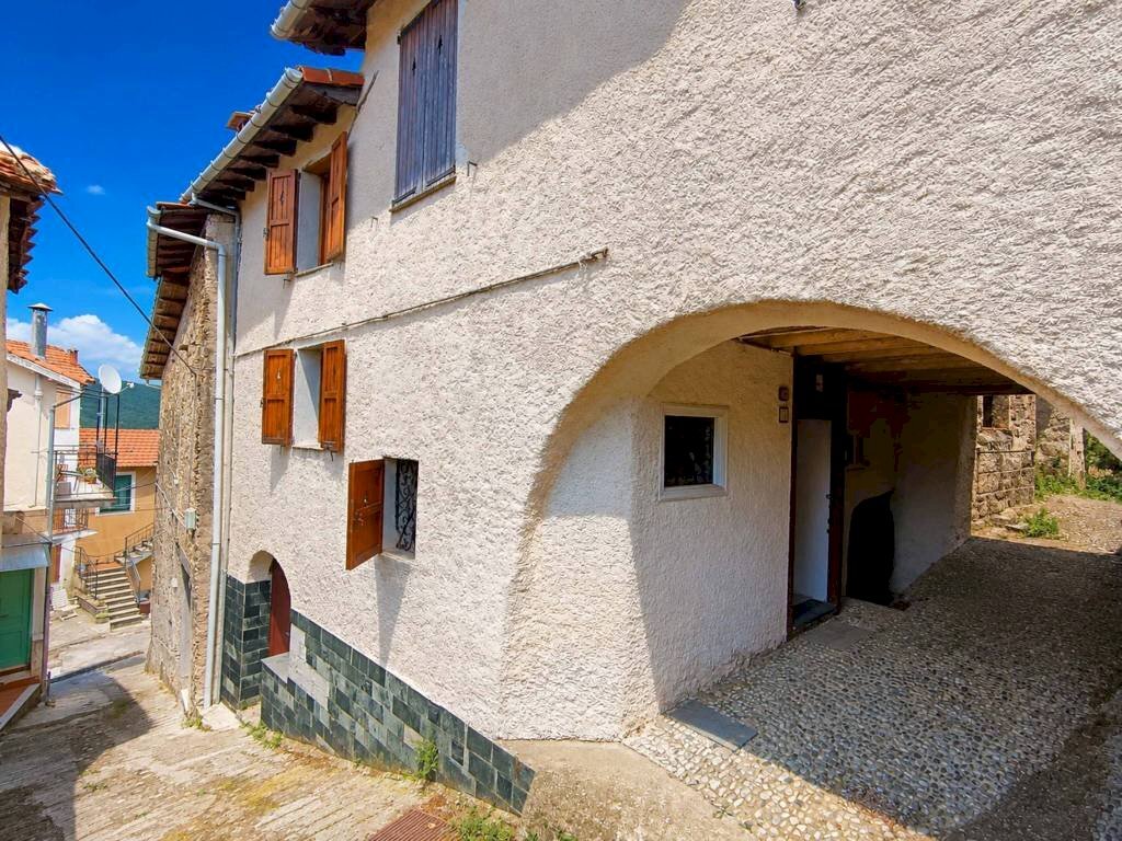 Facciata - Independent house via Giacomo Matteotti, Borgomaro - photo 1