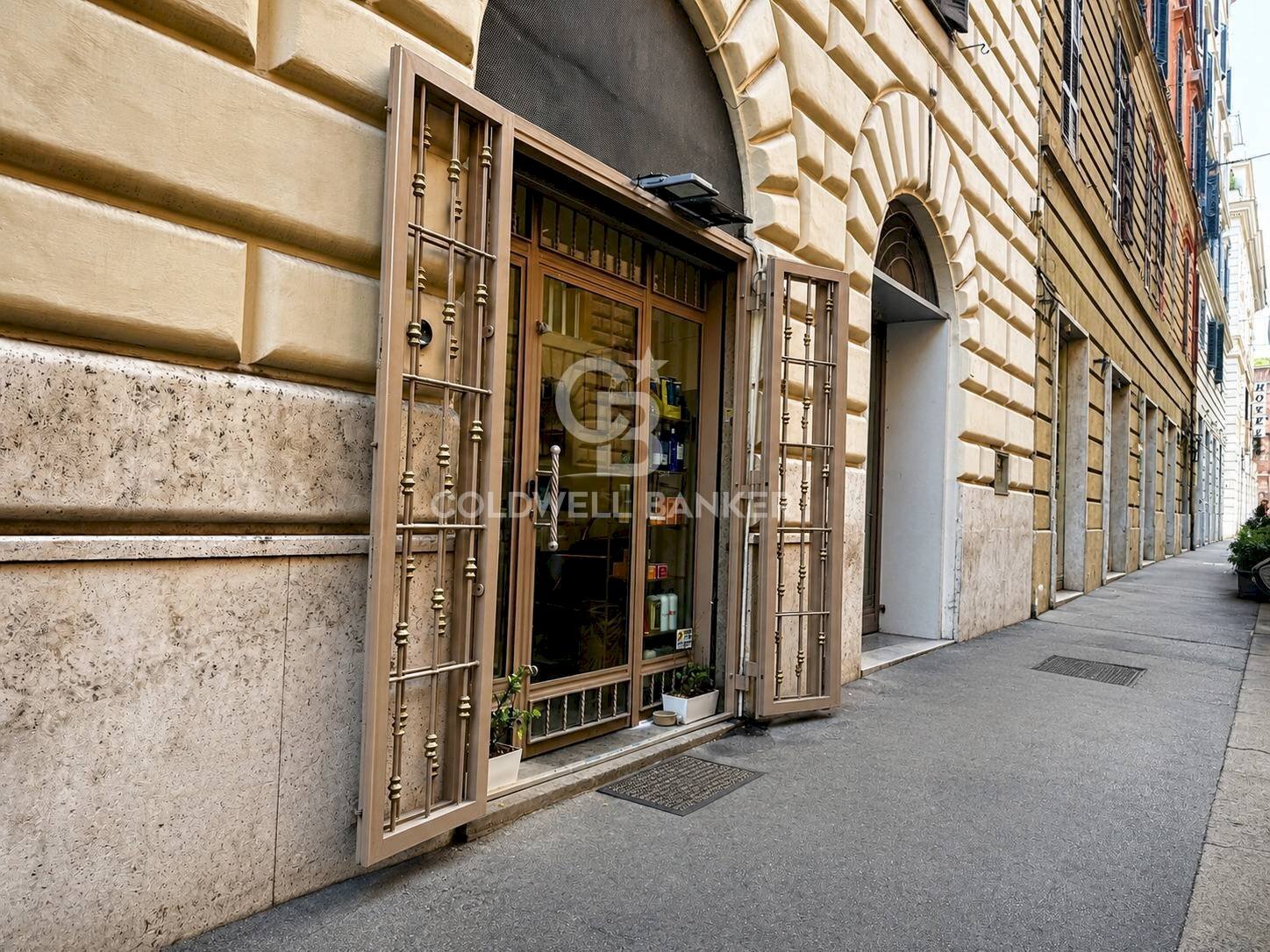 Foto 1 - Shop Via Marche, Roma - photo 1