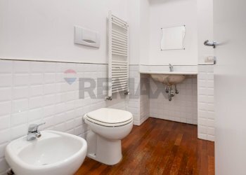 Bagno - Trilocale Viale Beatrice D'este
 
7, Milano - foto 23