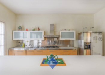 Foto 12 - Villa STRADA TORRAZZA
 
1, Parma - photo 12