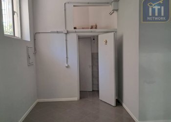 Foto 5 - Negozio Via Capo Spartivento, Roma - foto 5