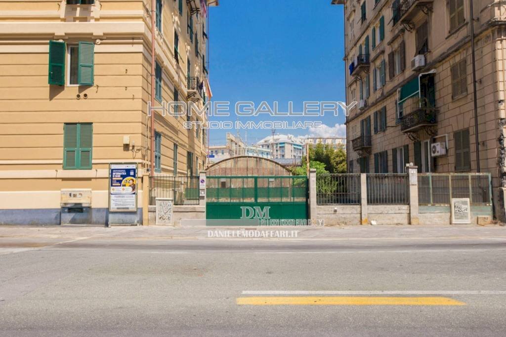 Dettagli - Negozio via Giovanni Tomaso Invrea, Genova (zona Foce) - foto 1