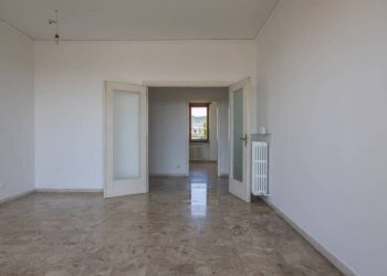 Cucina - Quadrilocale via Umberto I, Pecetto Torinese - foto 13