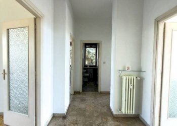Corridoio - Quadrilocale via Umberto I, Pecetto Torinese - foto 32