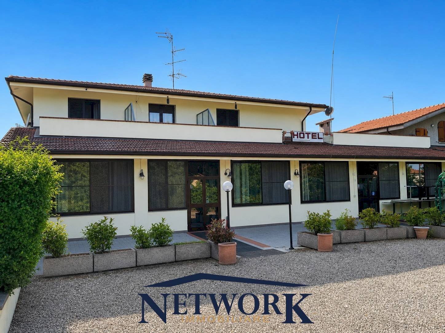 Foto 1 - Hotel via argini sud, Lesignano de' Bagni - foto 1