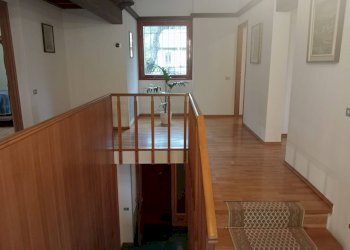 Scale - Casa indipendente frazione Casere, Laveno-Mombello - foto 24