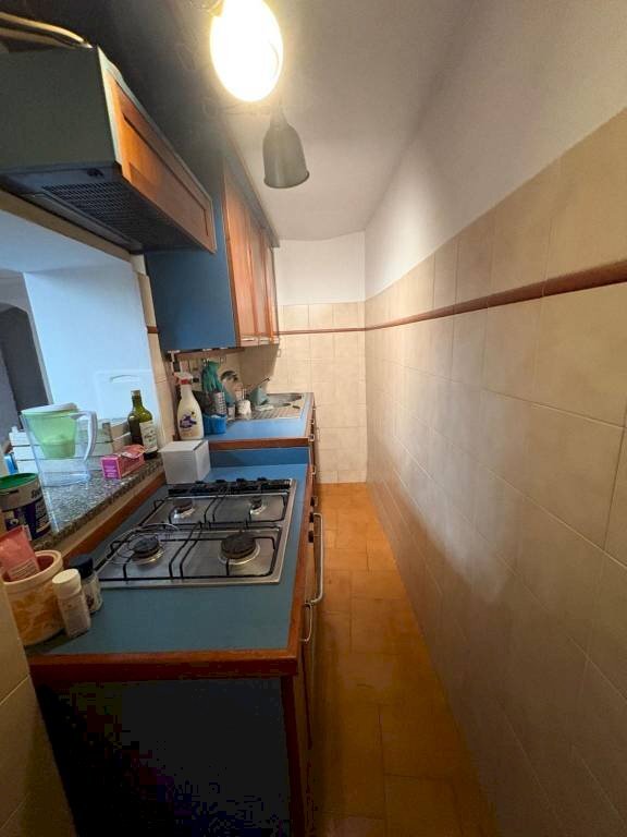 Cucina - Bilocale via Pietralata, 38, Bologna (zona Centro Storico) - foto 2
