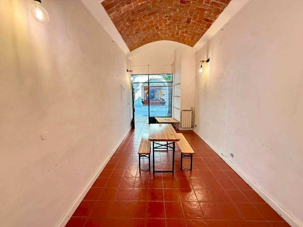 Interno non residenziale - Shop via Trento, Pinerolo - photo 2