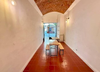 Interno non residenziale - Shop via Trento, Pinerolo - photo 2