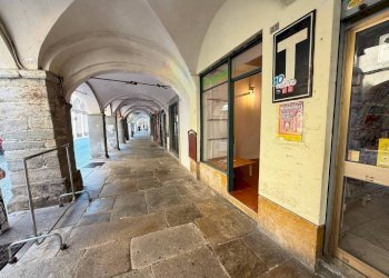 Facciata - Shop via Trento, Pinerolo - photo 9