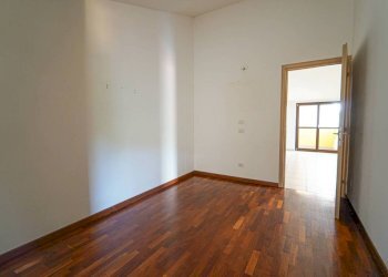 Camera da letto - Attico via Regina Margherita, 128, Bernezzo - foto 11