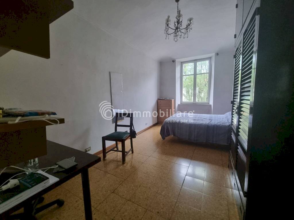 Camera da letto - Four-room apartment corso Regio Parco, 26, Torino (neighborhood Aurora) - photo 1