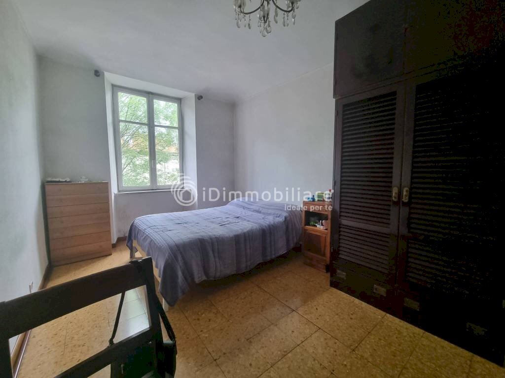 Camera da letto - Four-room apartment corso Regio Parco, 26, Torino (neighborhood Aurora) - photo 2