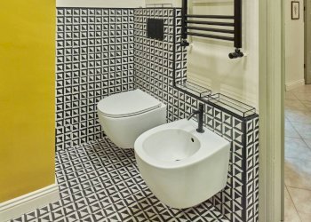 Bagno - Bilocale via Sant'Anselmo, 1, Torino (zona San Salvario) - foto 15
