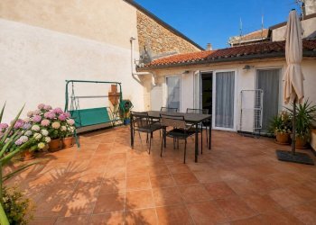 Terrazzo - Attic via Medaglie d'Oro, Albenga - photo 14