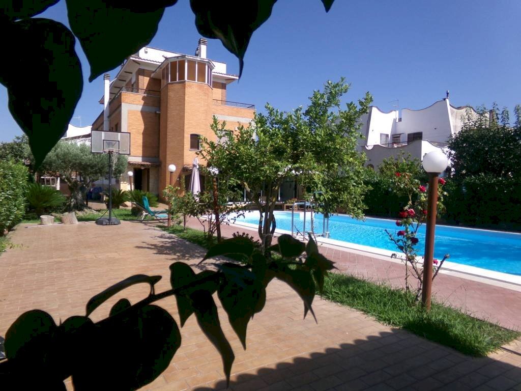 Piscina - Villa via degli Olmi, 60, Anzio - photo 2
