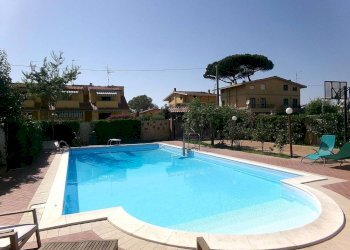 Piscina - Villa via degli Olmi, 60, Anzio - photo 10