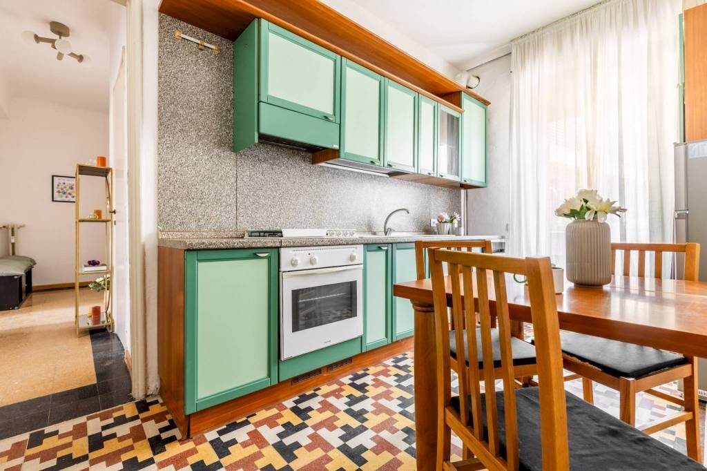 Cucina - Trilocale via Emilio Morosini, 15, Milano - foto 1