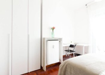 Camera da letto - Non-buildable land via André-Marie Ampère, 126, Milano (neighborhood Casoretto) - photo 2