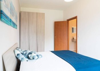 Camera da letto - Two-room apartment viale Carlo Espinasse, 104, Milano (neighborhood Villapizzone) - photo 9