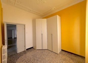 Camera da letto - Apartment via Contardo, 6, Genova (neighborhood Castelletto) - photo 6