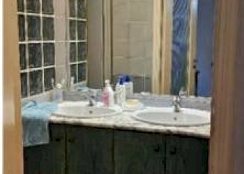Bagno - Appartamento all'asta viale Carlo Canepa, 10, Genova (zona Sestri Ponente) - foto 12