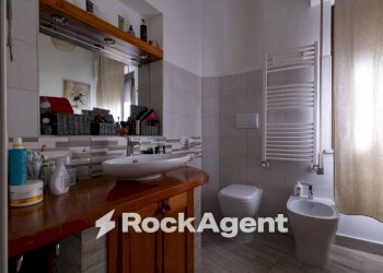 Bagno - Three-room apartment piazza Duomo, 3, Catanzaro - photo 20