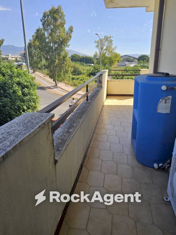 Balcone - Appartamento viale Europa, Siderno - foto 2