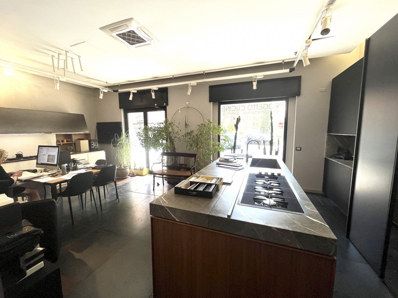 Shop Via Aurelia, Roma - photo 3
