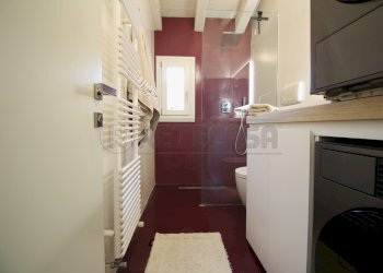 Bagno - lavanderia - Four-room apartment Via degli Arnaldi 75, Sarego - photo 12