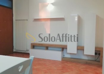accesso su zona giorno - Two-room apartment Via Camillo Benso Conte di Cavour 5, Besana in Brianza - photo 3