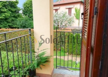 balcone - Two-room apartment Via Camillo Benso Conte di Cavour 5, Besana in Brianza - photo 12
