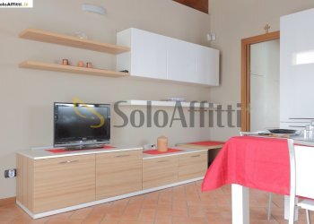 soggiorno - Two-room apartment Via Camillo Benso Conte di Cavour 5, Besana in Brianza - photo 5