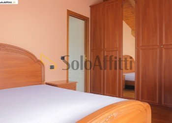 camera da letto - Two-room apartment Via Camillo Benso Conte di Cavour 5, Besana in Brianza - photo 12